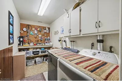 68 Yellow Brick Rd, Wayne, NJ 07470 - Photo 23