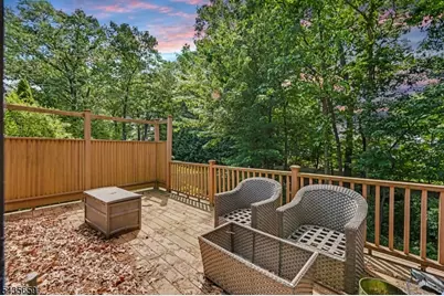 68 Yellow Brick Rd, Wayne, NJ 07470 - Photo 25