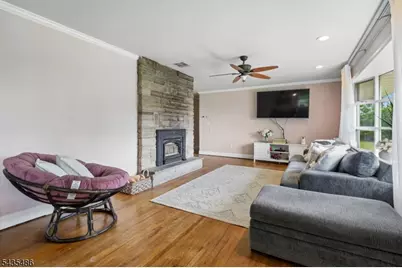 21 Wayside Ln, Clinton Township, NJ 08833 - Photo 7