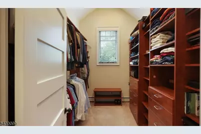 244 Pembrook Rd, Mountainside, NJ 07092 - Photo 33