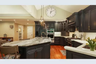 244 Pembrook Rd, Mountainside, NJ 07092 - Photo 19