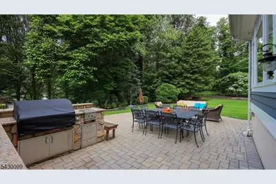 244 Pembrook Rd, Mountainside, NJ 07092 - Photo 49