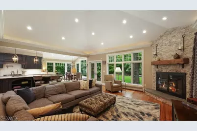 244 Pembrook Rd, Mountainside, NJ 07092 - Photo 15