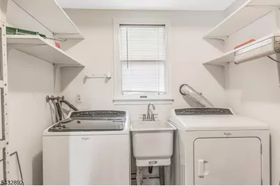 225 Charlotte Ave, South Bound Brook Boro, NJ 08880 - Photo 19