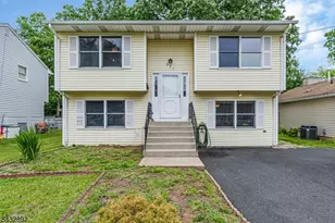 225 Charlotte Ave, South Bound Brook Boro, NJ 08880 - Photo 1