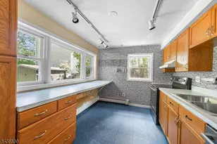 21 Ford Rd, Roxbury Township, NJ 07850 - Photo 11