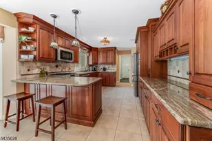 3 Ewing Dr, Raritan Township, NJ 08822 - Photo 7