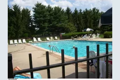 14 Albury Way, North Brunswick Township, NJ 08902 - Photo 5