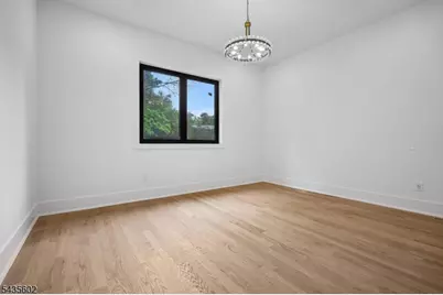 30 Winthrop Rd, Millburn, NJ 07078 - Photo 9