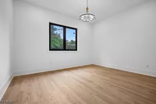 30 Winthrop Rd, Millburn, NJ 07078 - Photo 9