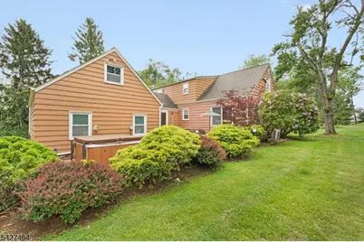 30 Hughes Ln, Watchung, NJ 07069 - Photo 19