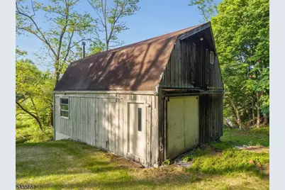 6 Race Street, Union Township, NJ 08867 - Photo 3