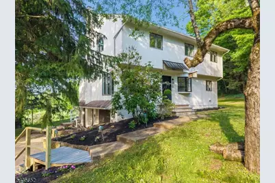 6 Race Street, Union Township, NJ 08867 - Photo 1