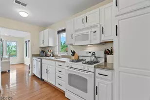 1 Wimbledon Dr, Vernon, NJ 07462 - Photo 13