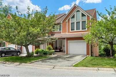 1 Wimbledon Dr #3, Vernon, NJ 07462 - Photo 5