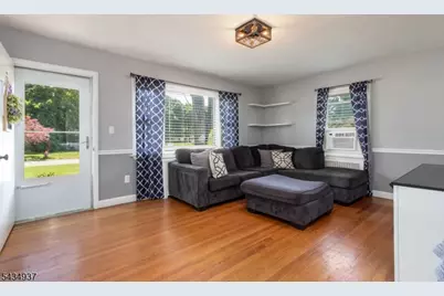 7 West St, Roxbury Township, NJ 07876 - Photo 3