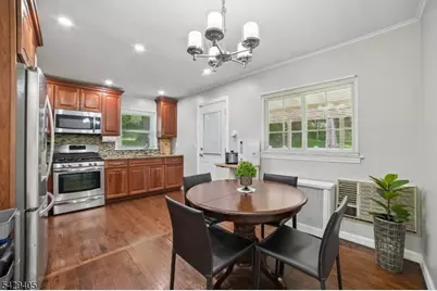 46 Phyllis Rd, West Orange Township, NJ 07052 - Photo 3