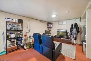 46 Phyllis Rd, West Orange Township, NJ 07052 - Photo 19