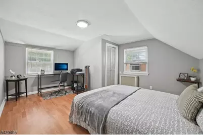 46 Phyllis Rd, West Orange Township, NJ 07052 - Photo 15