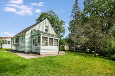 111 Jackson Ave, Wayne, NJ 07470 - Photo 25