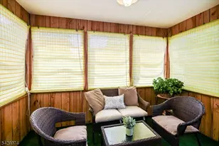 111 Jackson Ave, Wayne, NJ 07470 - Photo 17