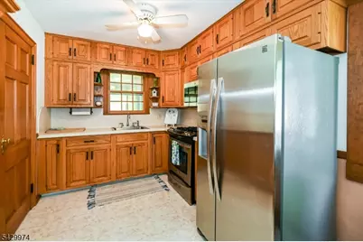 111 Jackson Ave, Wayne, NJ 07470 - Photo 11