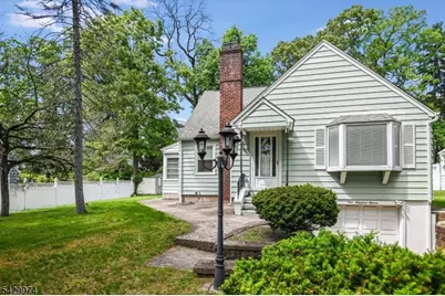 111 Jackson Ave, Wayne, NJ 07470 - Photo 3