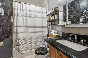 268 Halsted St, East Orange, NJ 07018 - Photo 19