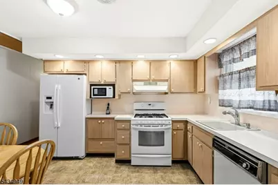 209 Chestnut St, Union Township, NJ 07083 - Photo 13