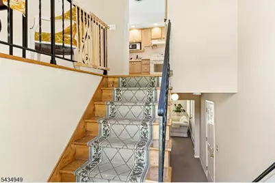 209 Chestnut St, Union Township, NJ 07083 - Photo 3