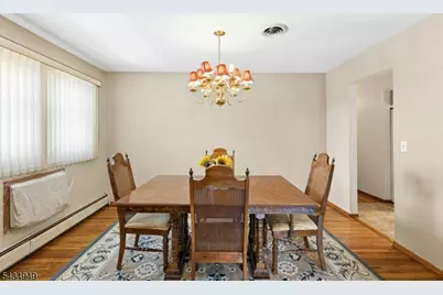 209 Chestnut St, Union Township, NJ 07083 - Photo 9
