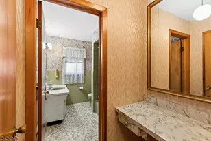 209 Chestnut St, Union Township, NJ 07083 - Photo 17