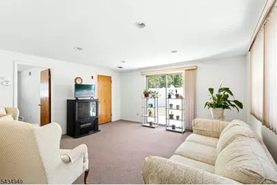 209 Chestnut St, Union Township, NJ 07083 - Photo 21