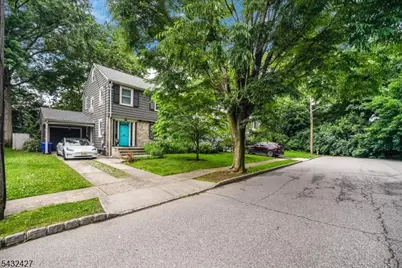 32 Whittier Ter, Bloomfield, NJ 07003 - Photo 35