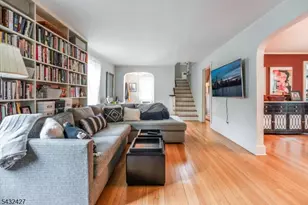 32 Whittier Terrace, Bloomfield, NJ 07003 - Photo 3