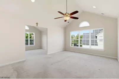 14 Rue Cezanne, Franklin Township, NJ 08873 - Photo 21