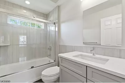 14 Rue Cezanne, Franklin Township, NJ 08873 - Photo 29