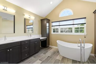 14 Rue Cezanne, Franklin Township, NJ 08873 - Photo 25