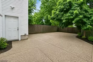 395 S 15th St, Newark, NJ 07103 - Photo 19