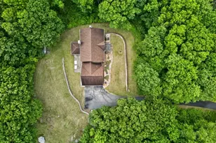 136 Henderson Rd, West Milford Twp., NJ 07460 - Photo 3