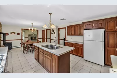 136 Henderson Rd, West Milford Twp., NJ 07460 - Photo 19