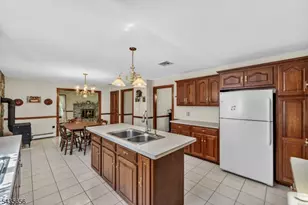 136 Henderson Rd, West Milford Twp., NJ 07460 - Photo 19