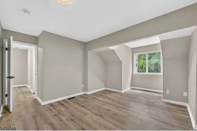 32 Woods Edge Dr, Roxbury Township, NJ 07876 - Photo 13