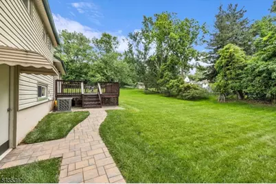 23 Ridge Ct, Cedar Grove, NJ 07009 - Photo 31