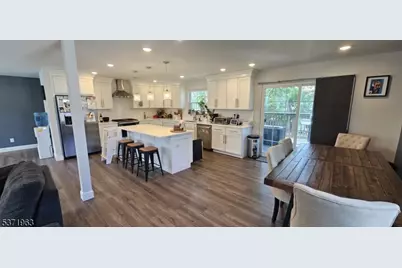 217 Seeley Ave, Keansburg, NJ 07734 - Photo 9