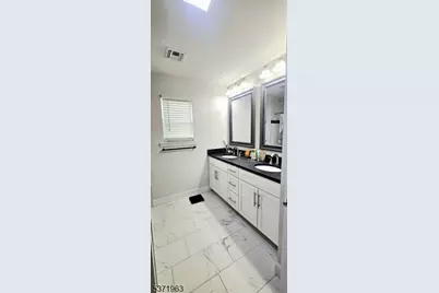 217 Seeley Ave, Keansburg, NJ 07734 - Photo 11