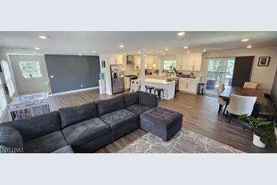 217 Seeley Ave, Keansburg, NJ 07734 - Photo 5
