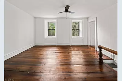 19 E Mill Rd, Washington Township, NJ 07853 - Photo 17