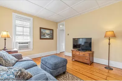 40 Franklin St, Franklin Township, NJ 08873 - Photo 7