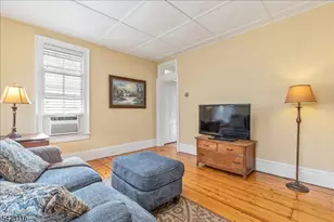 40 Franklin St, Franklin Township, NJ 08873 - Photo 7